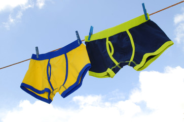 Unterhose h&auml;ngt