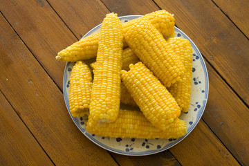 Boiled corn
