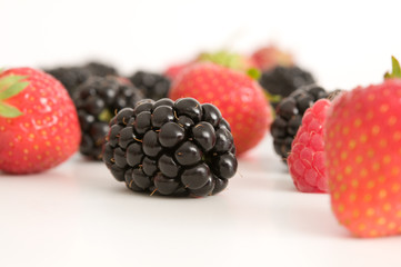 Erdbeeren, Himbeeren und Brombeeren
