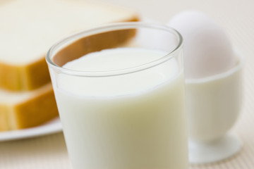 牛乳