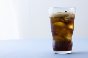 コーラ