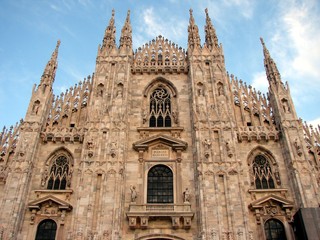 Fototapeta na wymiar Duomo, katedra w Mediolanie