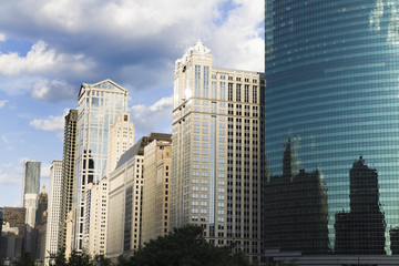 Architecture along Chicago River