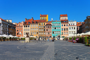 Market square in Warsaw, Poland - obrazy, fototapety, plakaty