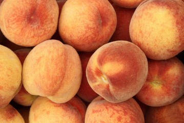 peachespeaches close up