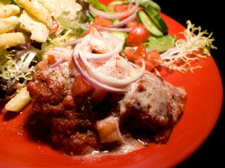Beef With Tomato Marinara