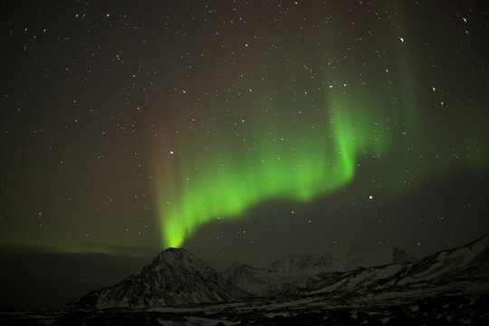 Northern lights, volcano, Spitsbergen