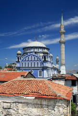 Fototapeta na wymiar Meczet w Izmirze