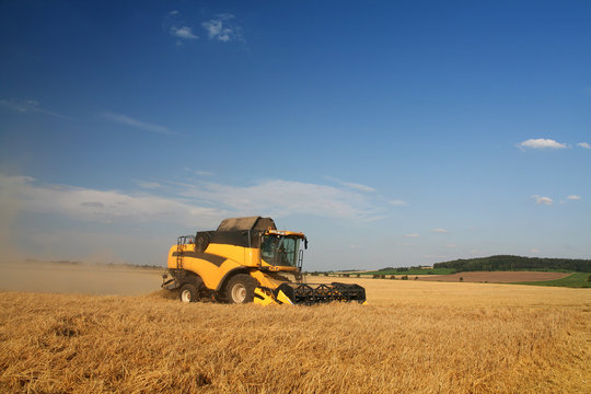 Agriculture - Combine