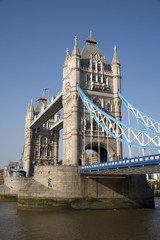 Fototapeta na wymiar London - tower bridge