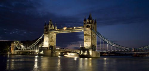 London - Tower bridge in morning