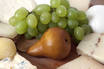 Pear, Cheese and grape