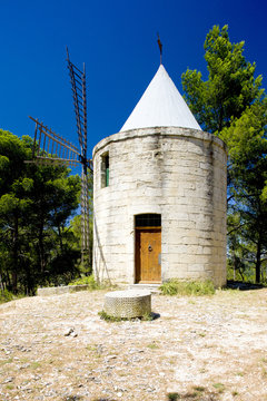 windmill, Barbentane, Provence, France