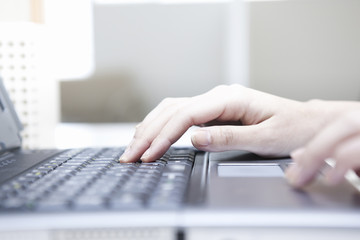 ノートパソコン