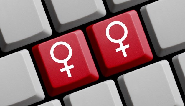 Frauen + Frauen online