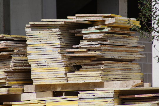 Tableros de encofrar.
