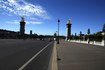 Pont Alexandre III et les Invalides - Paris
