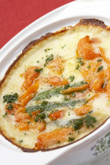 サーモングラタン