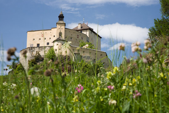 Schloss Tarasp
