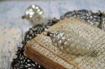 Antike Weihnachtsdekoration