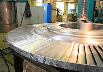 Obraz na płótnie Canvas disk of steam turbine repair