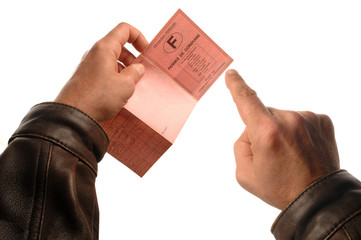 montrer son permis de conduire