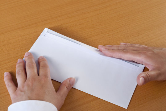 Der Brief wird geschlossen