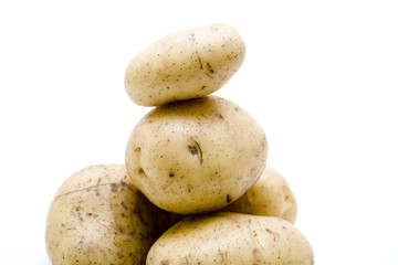 Fototapeta na wymiar Rohe Kartoffeln