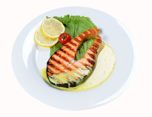 grilled fish with fresh vegetable