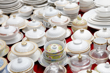 table ware market stall
