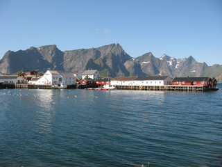 Cabanes rouges en Norvège