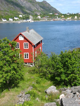Cabane rouge en Norvège