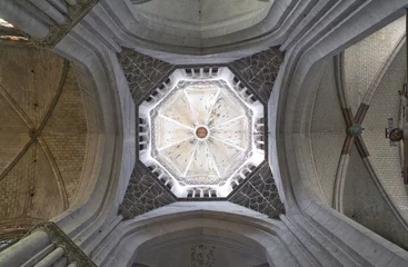 Selbstklebende Fototapeten france  normandie  eure  evreux : cathédrâle,plafond et tour lan © JONATHAN