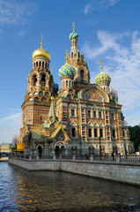 Fototapeta na wymiar Kościół Świętego Zbawiciela na Krwi rozlane w Sankt Petersburgu