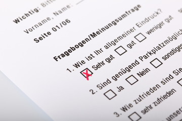 Fototapeta premium Fragebogen auf Deutsch