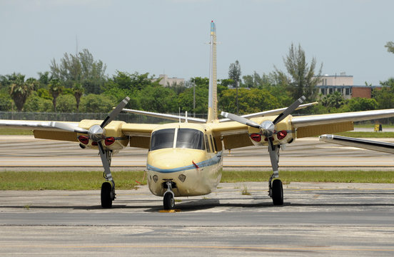 Old arplane