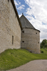 Fototapeta na wymiar Stary gród wieża i ściany