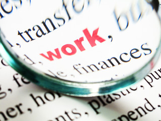 mot work travail sous la loupe lettres rouge