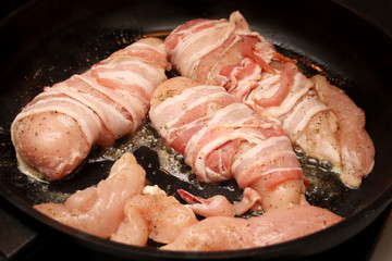 Hühnerbrustfilet im Speckmantel