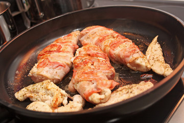 Hühnerbrustfilet im Speckmantel