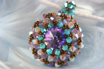 Pendentif cristal mauve