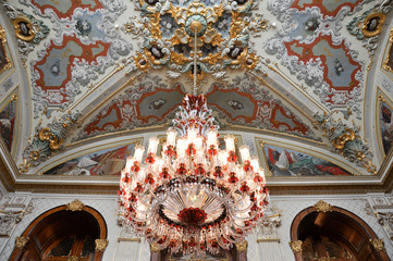 Naklejka premium Lampara de palacio