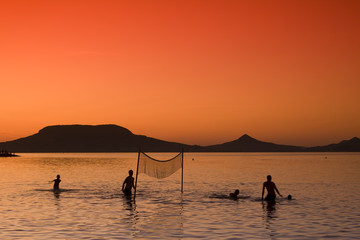 Fototapeta premium Sunset lake