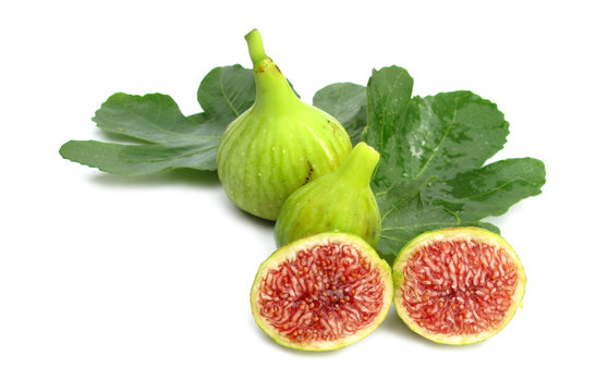 Figs ripe with leaves