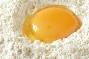 Yolk in flour