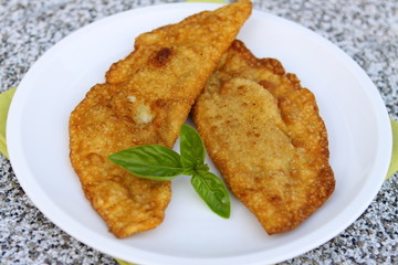 geb&auml;ck mit hackfleschf&uuml;hlung