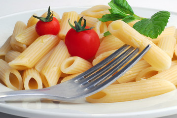 Penne et tomates cerises