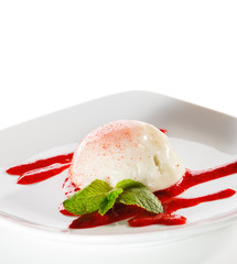 Frozen Currants Mousse