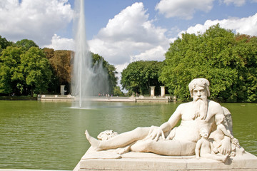 Schlosspark Nordkirchen mit Neptun und Fontäne © Udo Kruse