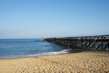 Obraz premium plage et digue